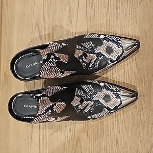 Cowboy boot mules